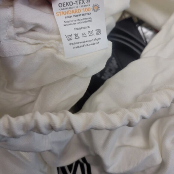 MCM Black Leather Reversible Belt with Silver Logo Buckle New w/ Dustbag Tags - Picture 11 of 11